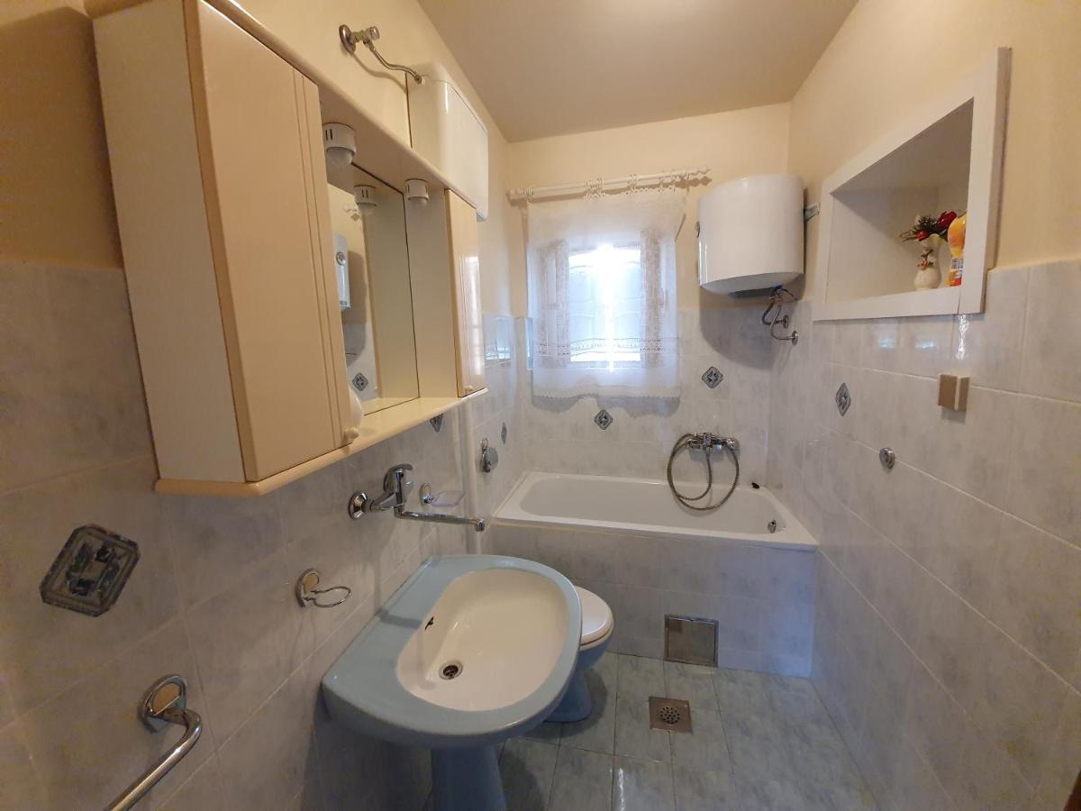 Casa Prodan Apartment Buzet Bagian luar foto